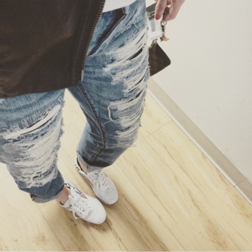 Blank NYC Ripped Boyfriend Jeans